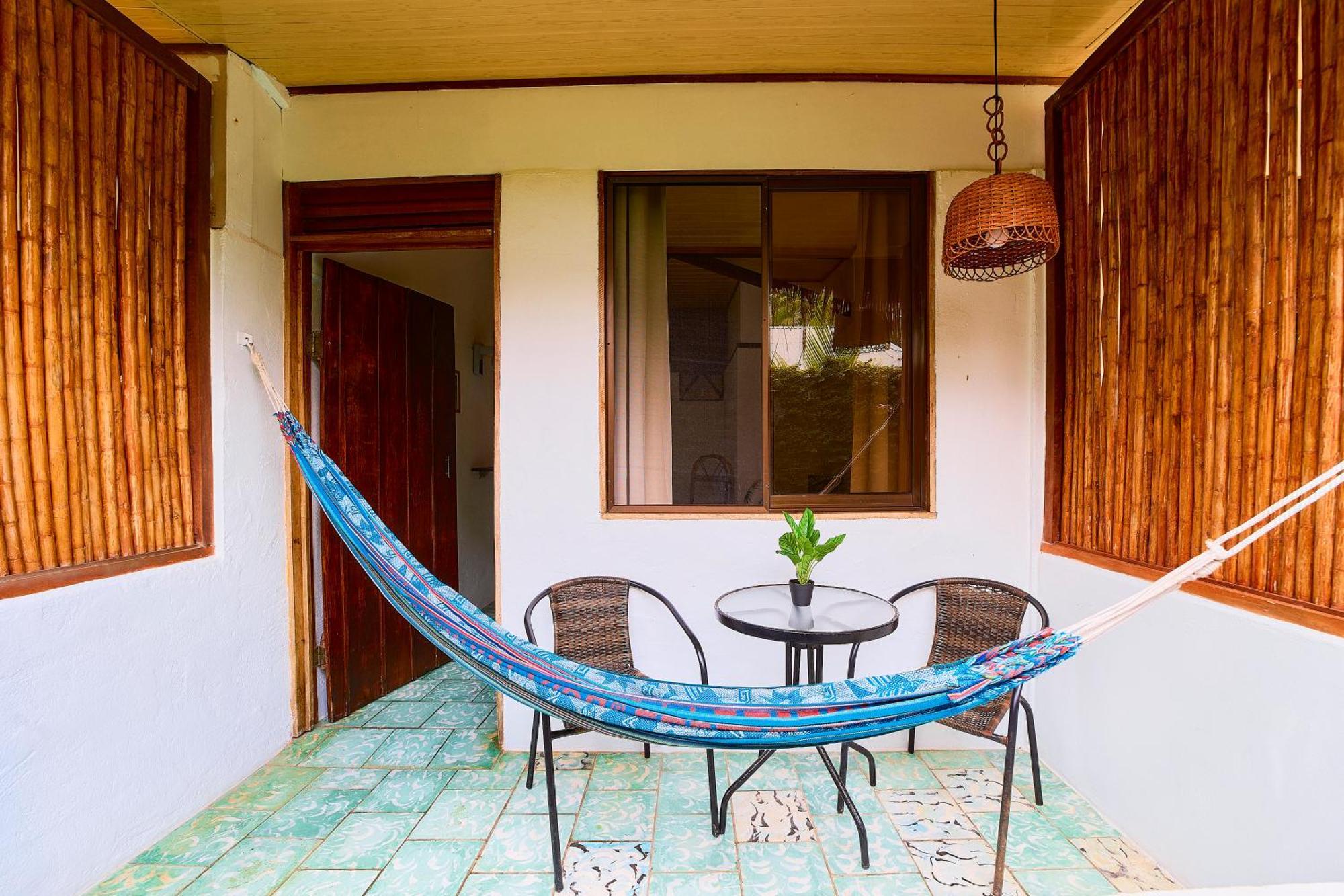 Cabinas Montesol Puerto Viejo de Talamanca Exterior photo